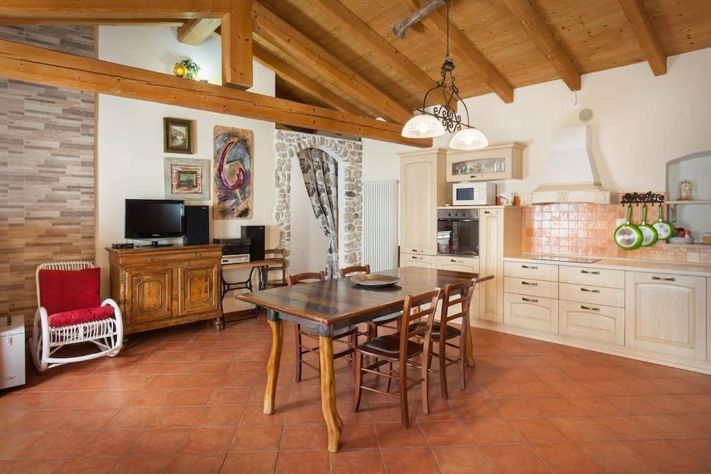 Casale Faigolo-vista Appartement Navene